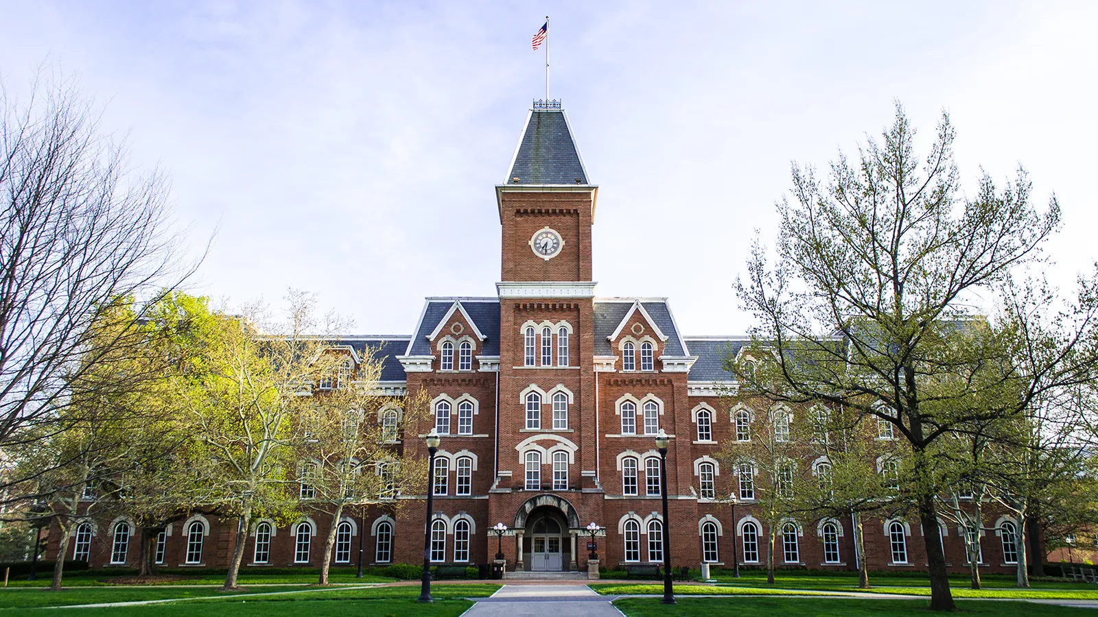 Picture of University Hall