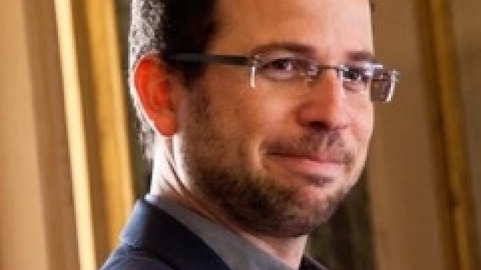 Headshot of Daniel Barbu