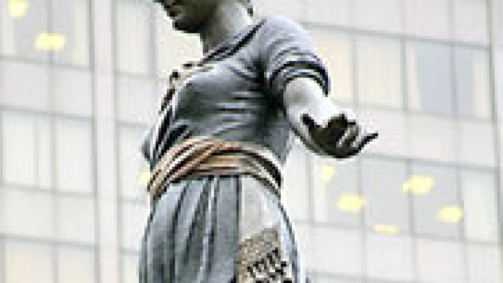 Cornelia sculptural group