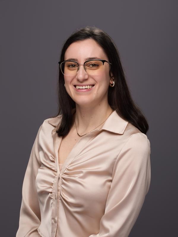 Headshot photo of Marianna Esposito